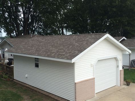 Midwest pole barns, llc is a family owned, michigan based business. Garages and Pole Barns - Amish Contractor