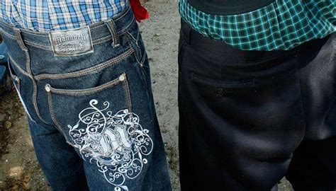 Judge Rules Ban On Saggy Pants Unconstitutional Sagging Pants Stupid Stuff 10 Seconds South