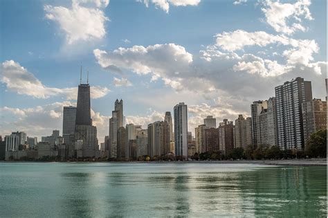 The 6 Most Luxurious Neighborhoods In Chicago