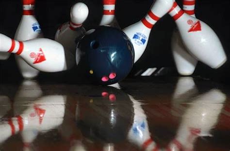 Bowling Tips How To Bowl A Perfect Strike