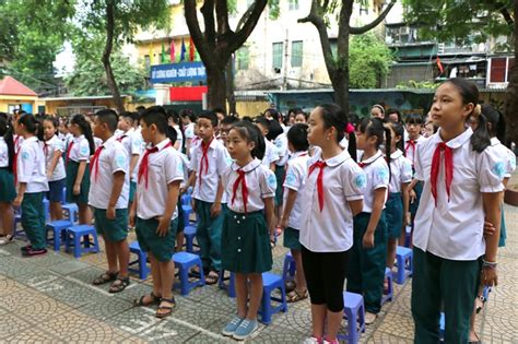 School Enrollment Time A Headache For Hà Nội Parents Society