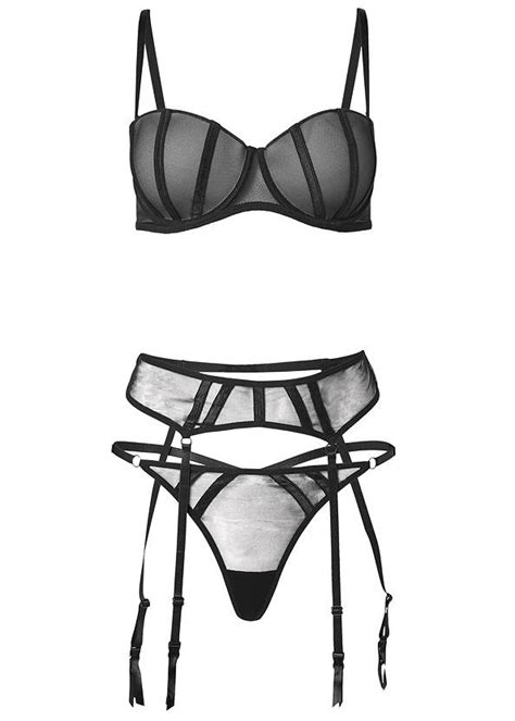 Black Bra Thong Garter Set From Venus