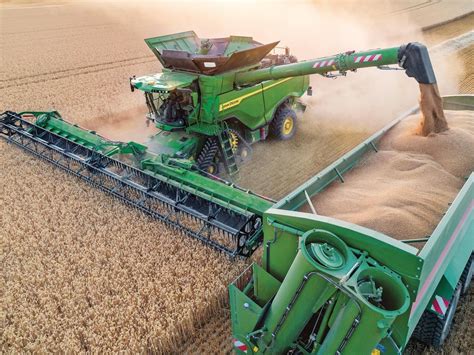 Combine Tractor The Power Behind Modern Agriculture Estes