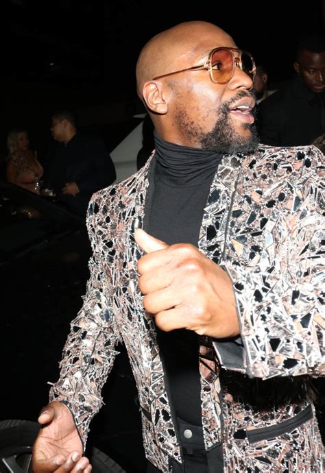 Manage your video collection and share your thoughts. メイウェザー、有名ブランドを着こなす「圧巻のコーデ」に21万 ...