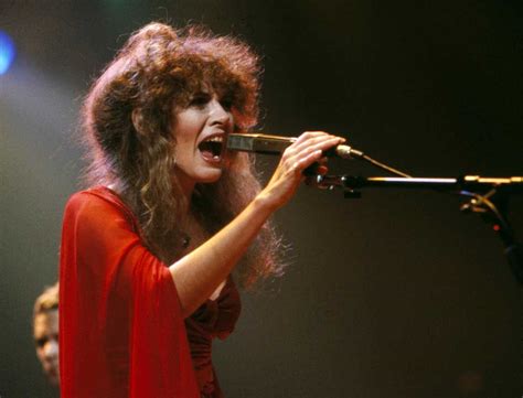 Best Stevie Nicks Songs 10 Solo Classics From The Wild Heart Of Rock