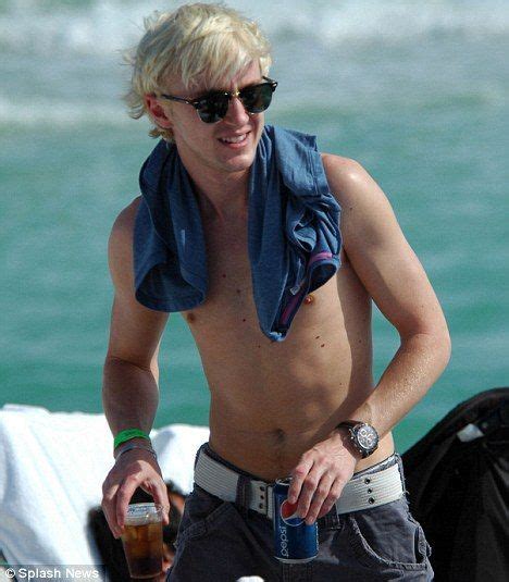 Tom Felton Draco Malfoy Harry Potter Shirtless In Miami Florida