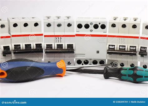 Automatic Current Switches Electromagnetic Contactor And Screwdrivers