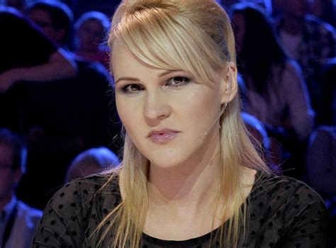 Z pewnością głównym motywem rozmowy będzie jej nowy album forever child, który wydała po 7 latach przerwy w branży muzycznej. Zdjęcia: Chylińska: Po domu zapieprzam w kapciach za tymi ...
