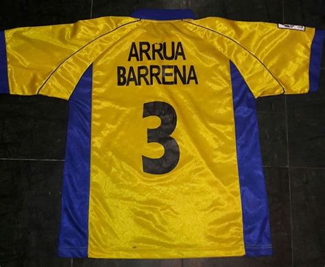 Gegründet 1903 von claudio newell, ein brite, dessen vater isaac die lederkugel eingeführt in argentinien, rosario team geschieht in ganz argentinien und südamerika heute eines der. Villarreal Home football shirt 1999 - 2001.