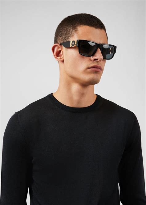 Pin By Calvin Mphathi On Accessories Mens Sunglasses Fashion Men Sunglasses Fashion Black