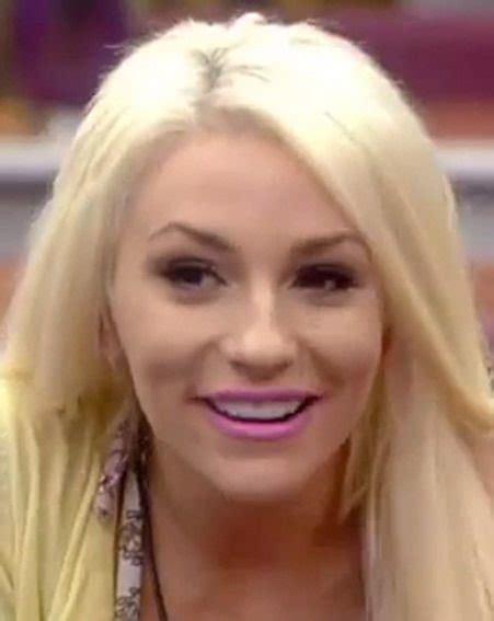 Celebrity Big Brother 2013 Courtney Stodden Sacrifices Clothes To See