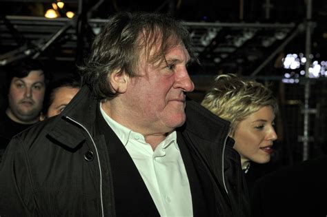 Photo Gérard Depardieu Et Sa Compagne Clémentine Igou Participent à La Soirée Douverture Du