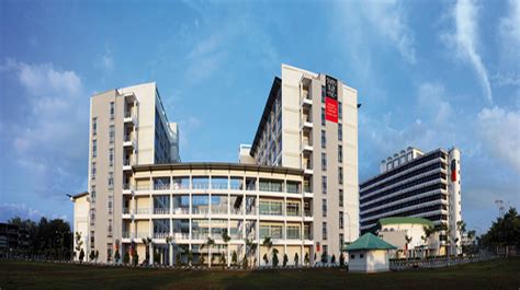 Swinburne university of technology is located in sarawak, malaysia. Swinburne University of Technology Malaysia, Programs ...