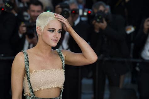 Kristen Stewart Son Look étonnant Au Festival De Cannes Closer