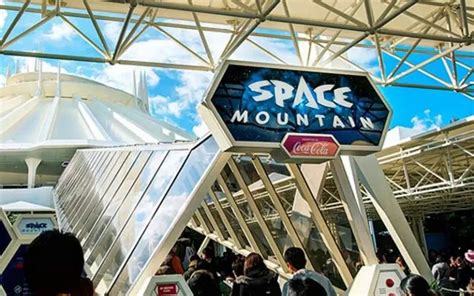 Tokyo Disneyland To Open New Tomorrowland Plaza And Rebuild Space
