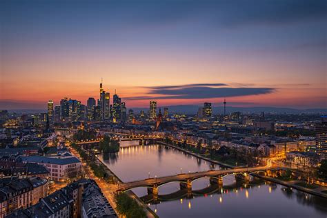 Frankfurt Skyline At Sunset Tapet Fototapet By Happywall