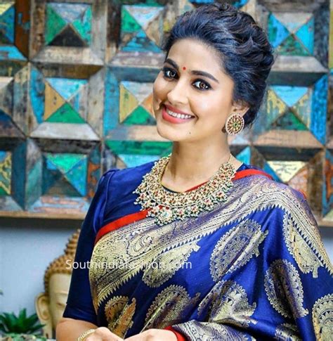 sneha prasanna in a blue kanjeevaram saree south india fashion beautiful bollywood actress