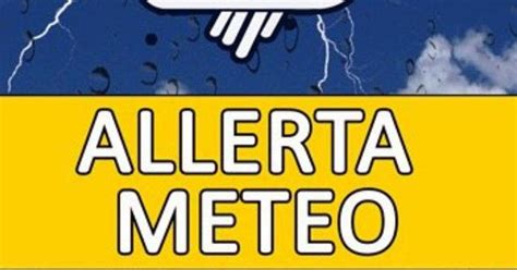 Tempo napoli oggi e previsione settimanale. Ore 00:15. NA. Allerta meteo. La decisione sulle scuole