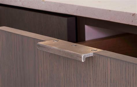 Pedal to the top, then ride it fast, send it deep, and charge harder than you ever. Catch Cabinet Pull & designer furniture | Architonic