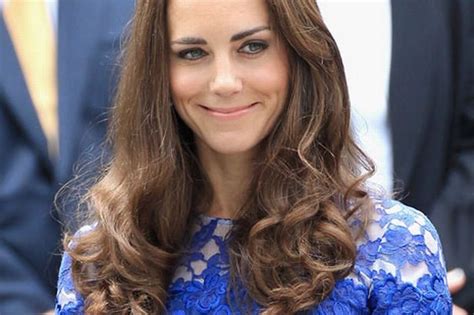 Kate Middleton Pregnant Duchess Of Cambridge To Show Off Baby Bump For