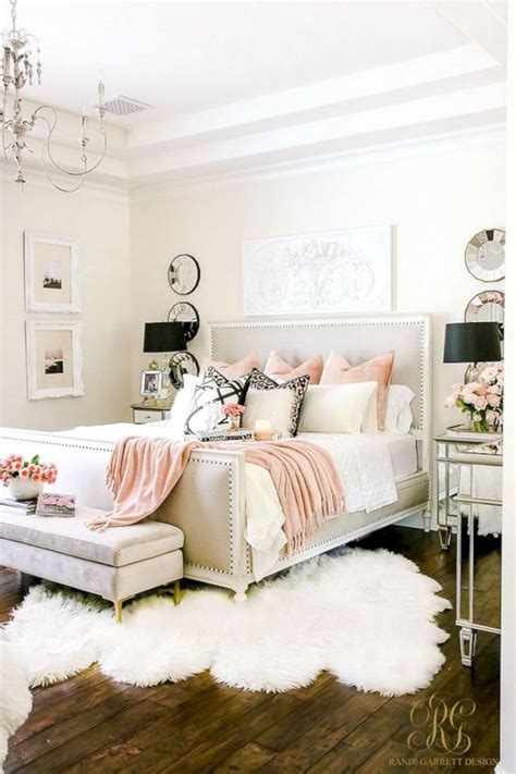 Ways To Update Your Bedroom Decoholic Apartment Bedroom Decor Elegant Bedroom Elegant