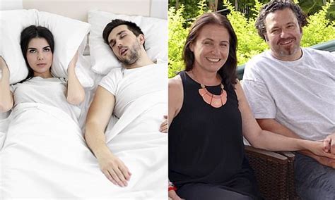 Sleep Divorce Couples Are Sleeping In Separate Beds Daily Mail Online