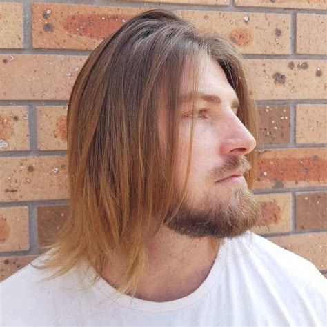 Longer hairstyles for men, from chin to beyond shoulder length, are a popular and attractive look. 25 Attractive Chin Length Hair Styles for Men - Try New Ideas