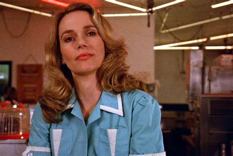 Twin Peaks Mod Squad Star Peggy Lipton Dead At 72 Tv Guide