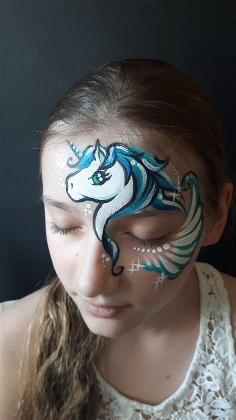 Unicorn Face Paint Katarzyna Zielińska Face Painting Unicorn Girl