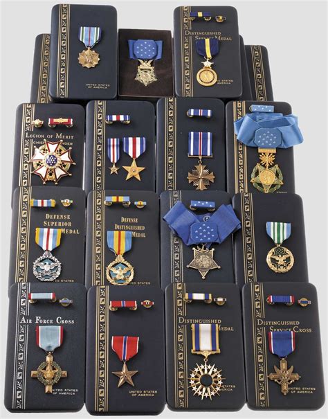 Us Army Ribbons And Devices Us Military Medals Military Medals Army