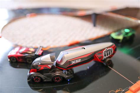 To begin with, the cool exterior is appealing for kids, not to mention it can also freely expand as many as 8 runways. Anki Overdrive keeps on truck'n - TechCrunch