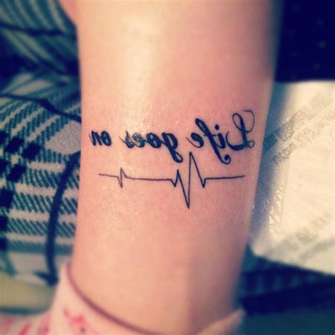 Tatuajes con la letra A - Imagui