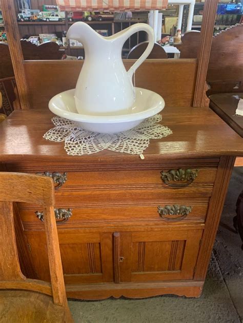 Repurposed Washstand Will Make An Awesome Vanity Repurposed Decor