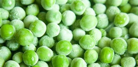 While most canned dog foods contain bits of peas or potato, this. 7 Best Dog Foods Without Peas, Lentils, Legumes & Potatoes ...