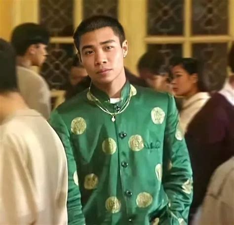 Lý do giữ im lặng, mối quan hệ với ông võ hoàng yên và tin đồn lăng mạ ns hồng vân đã chính thức lên tiếng về loạt thông tin gây xôn xao thời gian vừa qua. Ảnh hồi trẻ của Công Lý như tài tử Hồng Kông, Xuân Bắc cơ ...