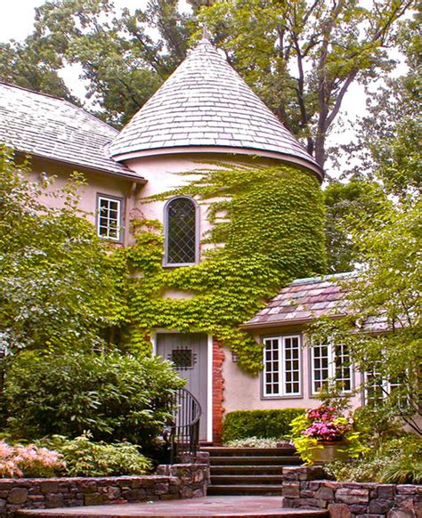 9 Storybook Cottage Homes For Enchanted Living