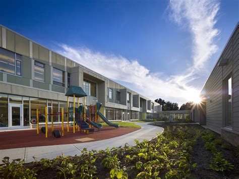 Memorial Elementary School Digrouparchitecture Archdaily