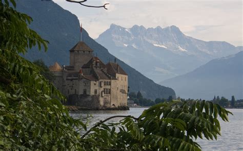 Château De Chillon Full Hd Wallpaper And Background Image 1920x1200