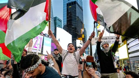 Un Homme Juif Agressé à New York En Marge De Manifestations Sur Le