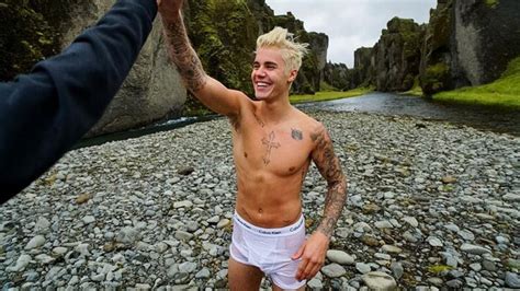 Justin Bieber Goes For An Ice Cold Iceland Swim In His Calvins Swimmer S Daily