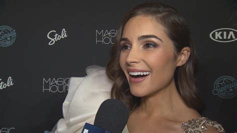 Olivia Culpo Gushes Over Sports Illustrated Swimsuit Issue Video