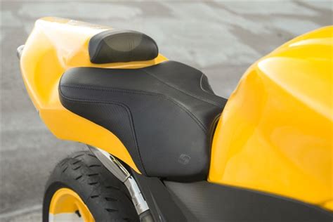 What comes to your mind when you hear the name supersport bike? Kawasaki ZX6R '09-Present GP-V1 Custom Sportbike Seat