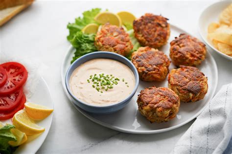 Crab Cake Sauce Easy Remoulade Sauce For Crab Cakes Hungry Huy