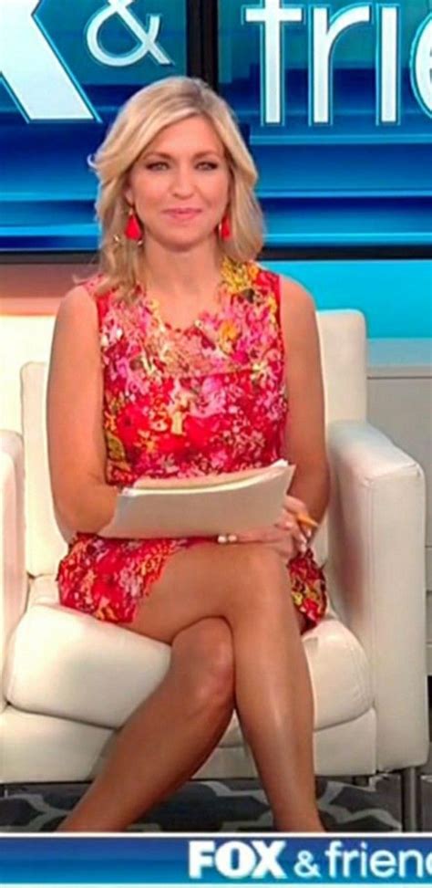 Ainsley Earhardt Fox And Friends Fashion New Fashion Celebs