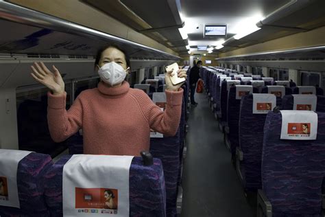 Chinas Virus Pandemic Epicenter Wuhan Ends 76 Day Lockdown Ap News