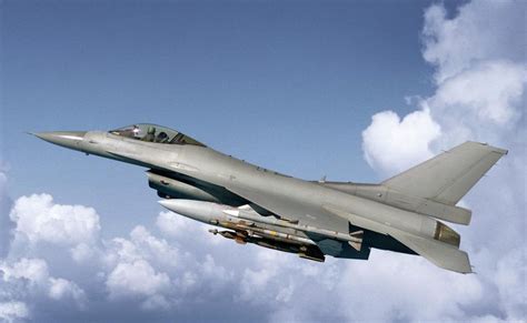 Aircraft World F 16 Fighting Falcon