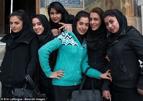 Instagram And IPhones Are Changing Iranian Women S Culture In Eye