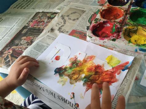 Father's day in the us is celebrated on the third sunday of june. Finger Painted Father's Day Card | Finger painting ...