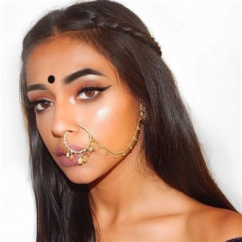 Baddiesxz On Instagram “ Mirapatelll” Indian Makeup Looks Indian Wedding Makeup Wedding