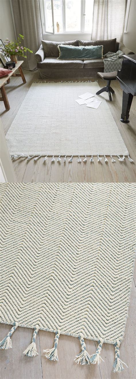 Riesige auswahl an günstigen teppichen in unterschiedlichen formaten. Teppich geflochtene Fransen | Wollteppich, Grafische ...